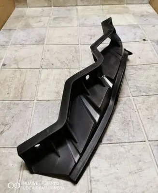Volkswagen PASSAT B6 Front bumper mounting bracket 3C0807890