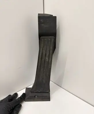 BMW 5 E60 E61 Accelerator throttle pedal 6766930 25916010 2905041