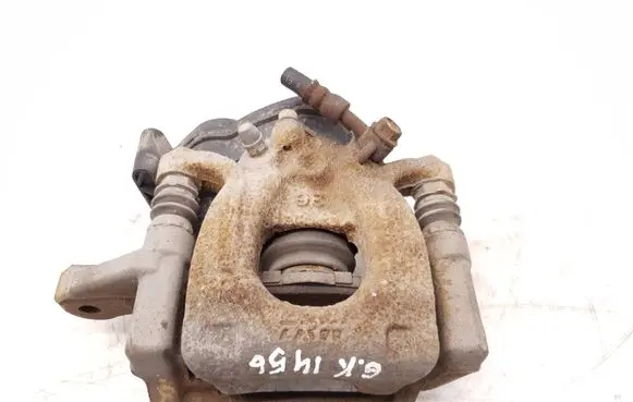 Nissan Qashqai Rear brake caliper