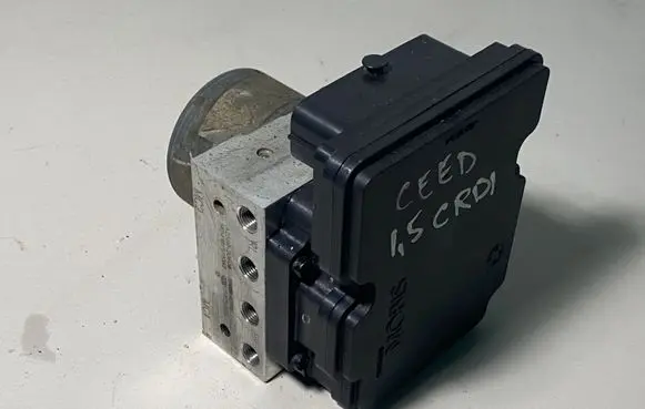 KIA Ceed ABS Pump A258920600 58920A2310 A258930600