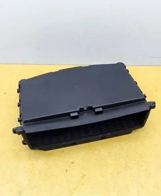 BMW 5 E60 E61 Glove box central console 9139391 52850610 51456