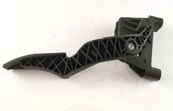 Opel Zafira A Accelerator throttle pedal 9202341 6PV00811400