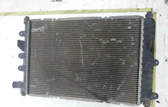 Ford Escort Coolant radiator A390I525P40