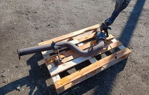 Ford F350 Exhaust gas pipe 