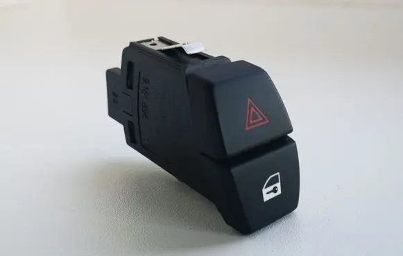BMW 5 F10 F11 Hazard light switch 9161896