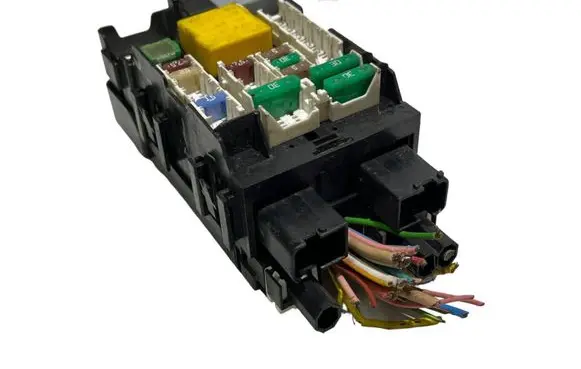 Citroen C4 II Picasso Fuse box set 9665492680 01801478
