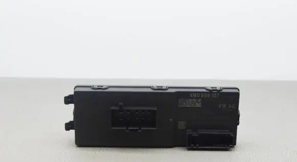 Audi A4 S4 B9 8W Other devices 4M0959107