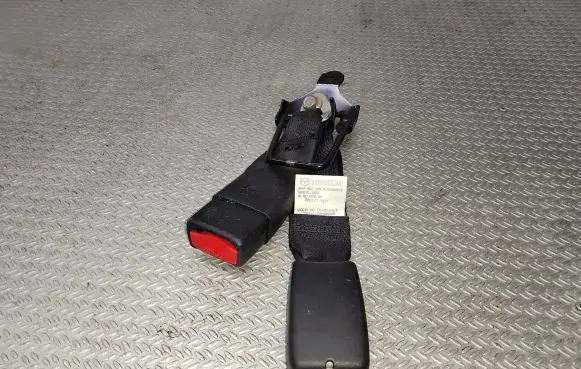 Mazda CX-7 Rear seatbelt buckle E40438115