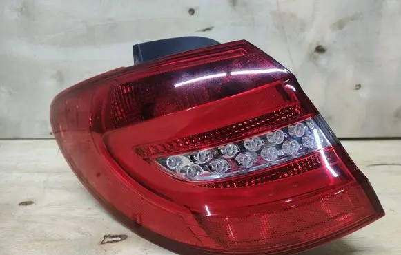 Mercedes-Benz B W246 W242 Rear/tail lights A2468200564