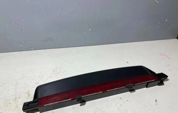 Audi A6 S6 C6 4F Third/center stoplight 4F5945097