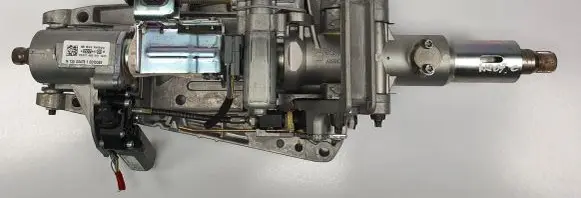 Mercedes-Benz E C207 W207 Steering wheel axle A2074600116
