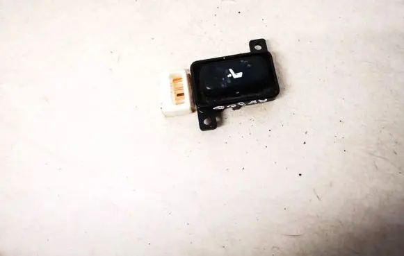 Toyota Avensis T270 Seat control switch 182850