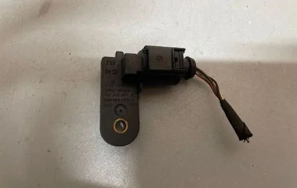 Volkswagen PASSAT B7 Sensor 1K0945459A