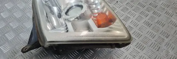 Isuzu D-Max Headlight/headlamp