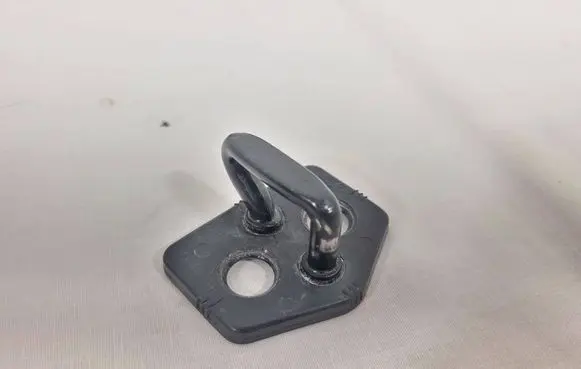 Volvo XC70 Front door lock loop/hook striker 30661367