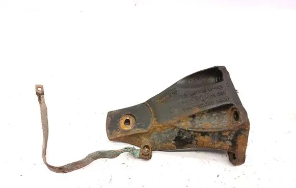 BMW 5 E60 E61 Engine mounting bracket 677107202 23191310
