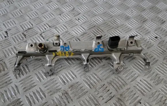 Seat Altea Fuel line/pipe/hose 06J133317G