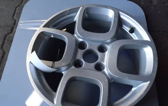 Citroen C4 Cactus R16 alloy rim 9802911977