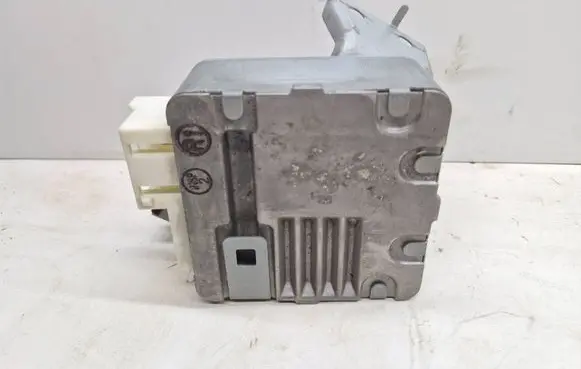 Toyota Prius (NHW20) Power steering control unit/module 8965047100 1129000463