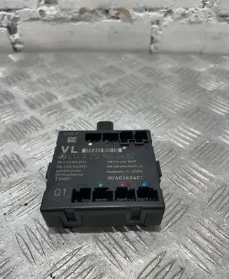 Mercedes-Benz C W204 Door control unit/module A2129004402