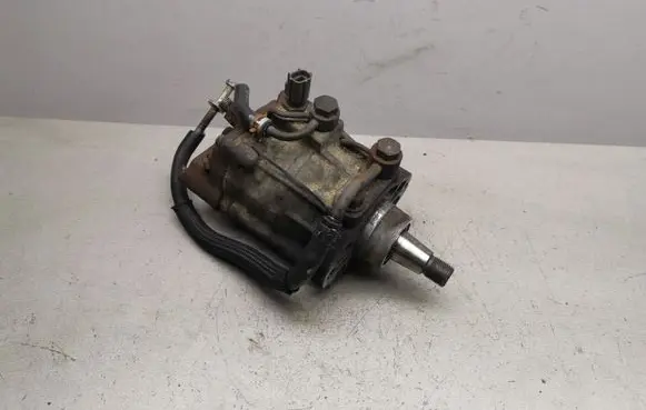 Toyota Avensis Verso Fuel injection high pressure pump 2210027010 0973000017