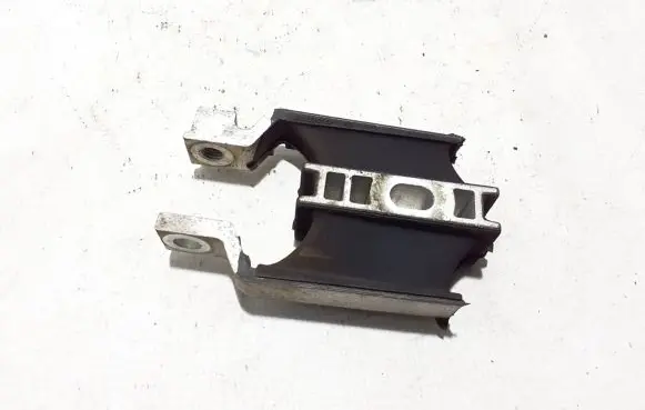 Volvo XC60 Engine mount bracket 31330594