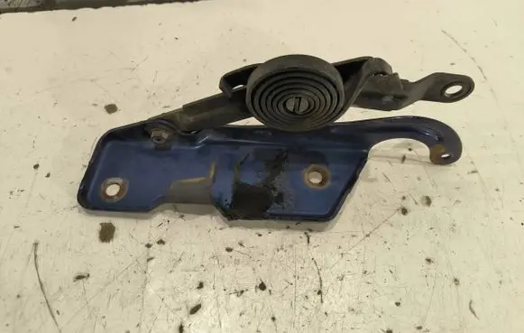 Chevrolet Suburban Engine bonnet/hood hinges