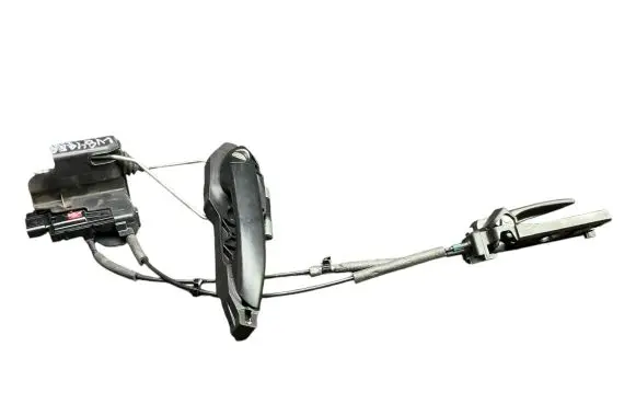 Hyundai i10 Front door lock