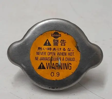 Nissan X-Trail T30 Coolant expansion tank/reservoir cap 