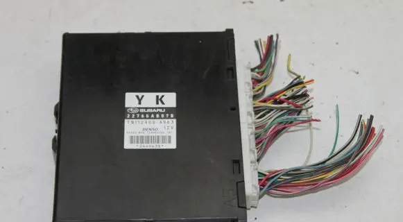 Subaru Legacy Engine control unit/module 22765AB07B