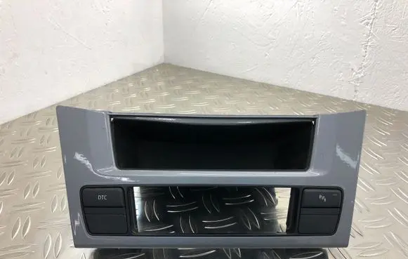 BMW 5 E60 E61 Glove box central console 69139391