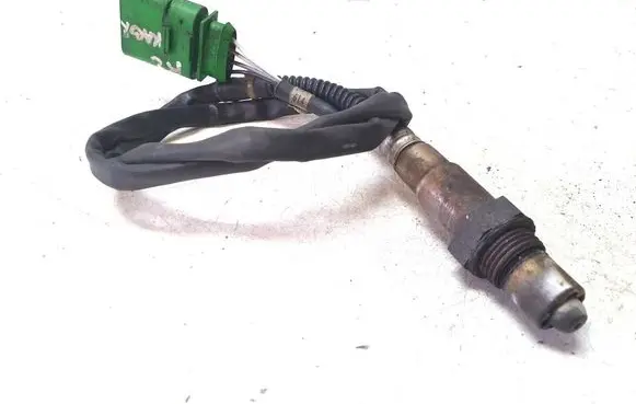 Audi A4 S4 B6 8E 8H Lambda probe sensor 060906265