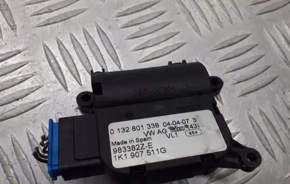 Audi A3 S3 8P A/C air flow flap actuator/motor 1K0907511G