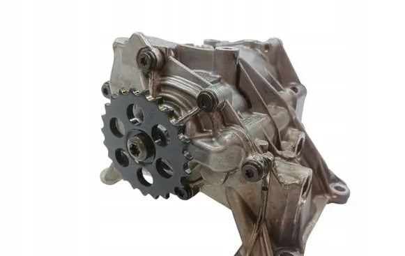 BMW 5 G30 G31 G38 Oil pump 8513756
