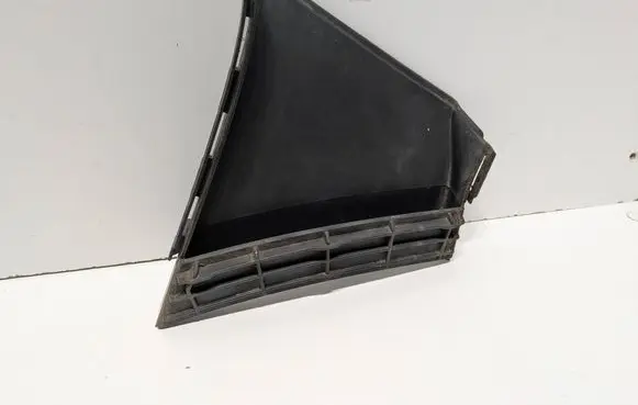 Skoda Scala Intercooler air channel guide 657121764 3200201122 22905210100