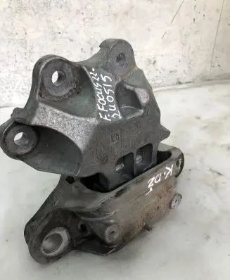 Ford Focus Engine mount bracket 326f90