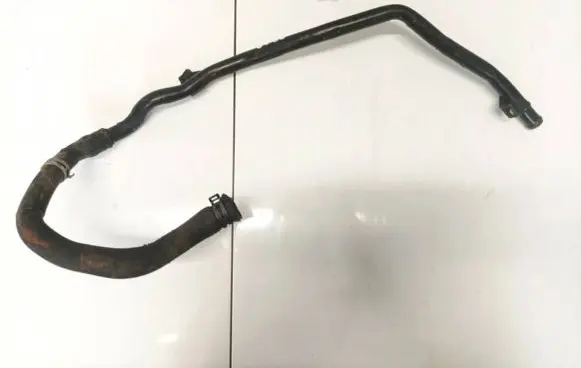 Volkswagen Golf VI Engine coolant pipe/hose