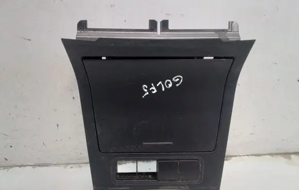 Car ashtray
