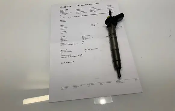 Mercedes-Benz E W211 Fuel injector A6420700587 6420700587 0445115027