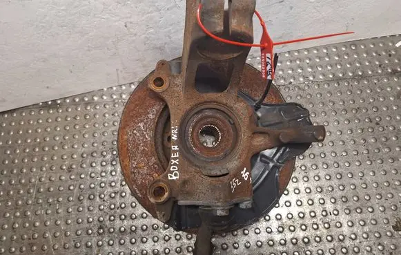 Toyota ProAce Max Front wheel hub spindle knuckle S25062508