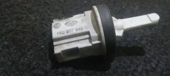 Volkswagen Golf V Interior temperature sensor 1k0907543a