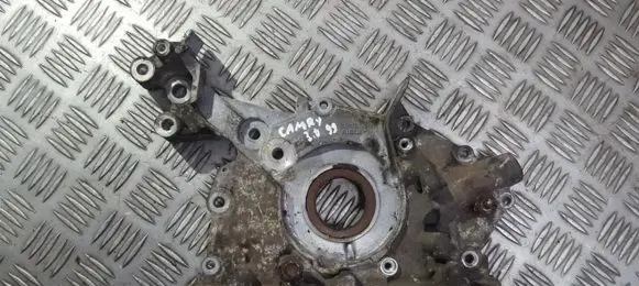 Toyota Camry Oil pump 