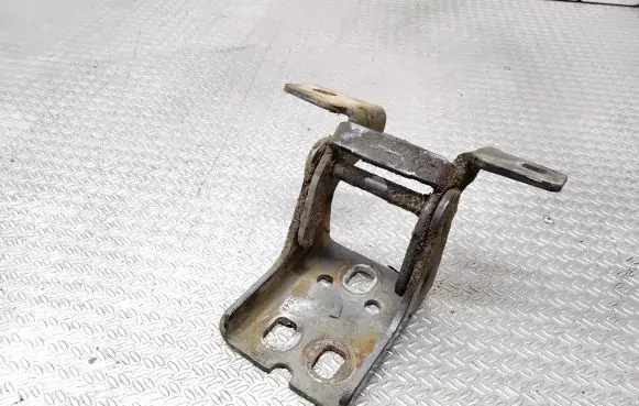 Dodge Durango Front door lower hinge 
