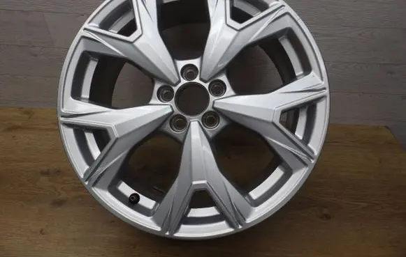 Audi A1 R17 alloy rim 82A601025S