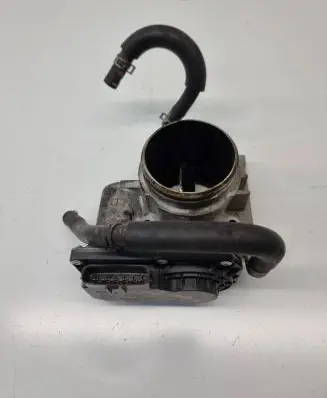 Mazda 6 Throttle valve SH01136B