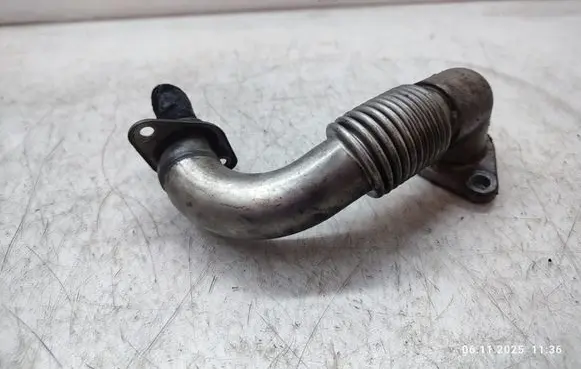 KIA Sorento EGR valve line/pipe/hose