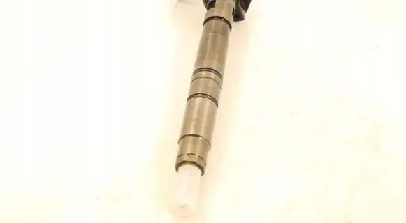 Audi A4 S4 B7 8E 8H Fuel injector 0445116030