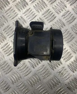 Audi A4 S4 B5 8D Mass air flow meter 078133471E 078133491E