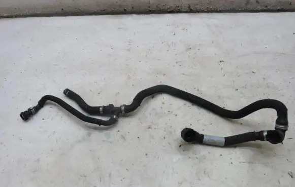 BMW i3 Engine coolant pipe/hose 7636952