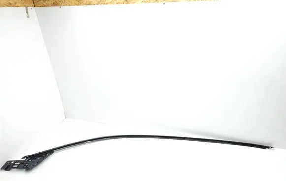 Front door glass trim molding